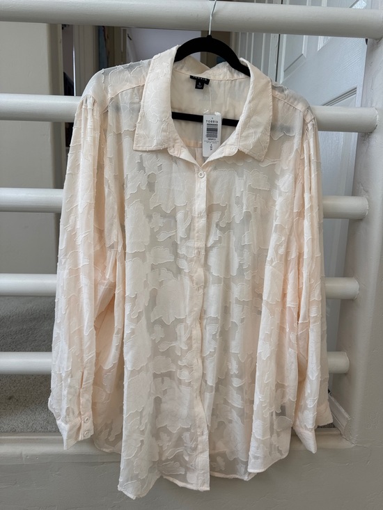 torrid Tops - torrid Cream Textured Floral Button-Down Shirt